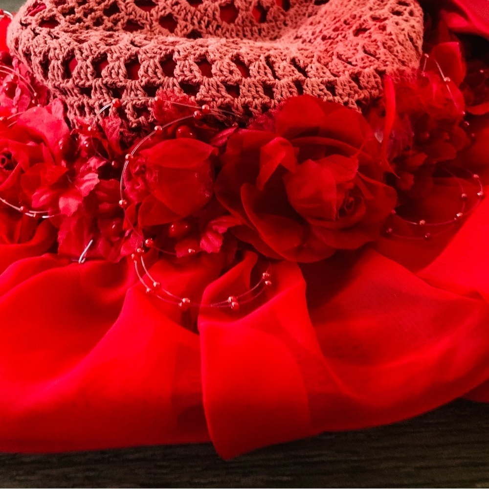 Handcrafted hat - Picture 5 of 8